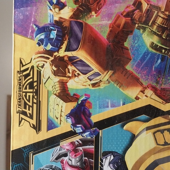 Transformers Legacy from Hasbro. - Picture 2 of 6